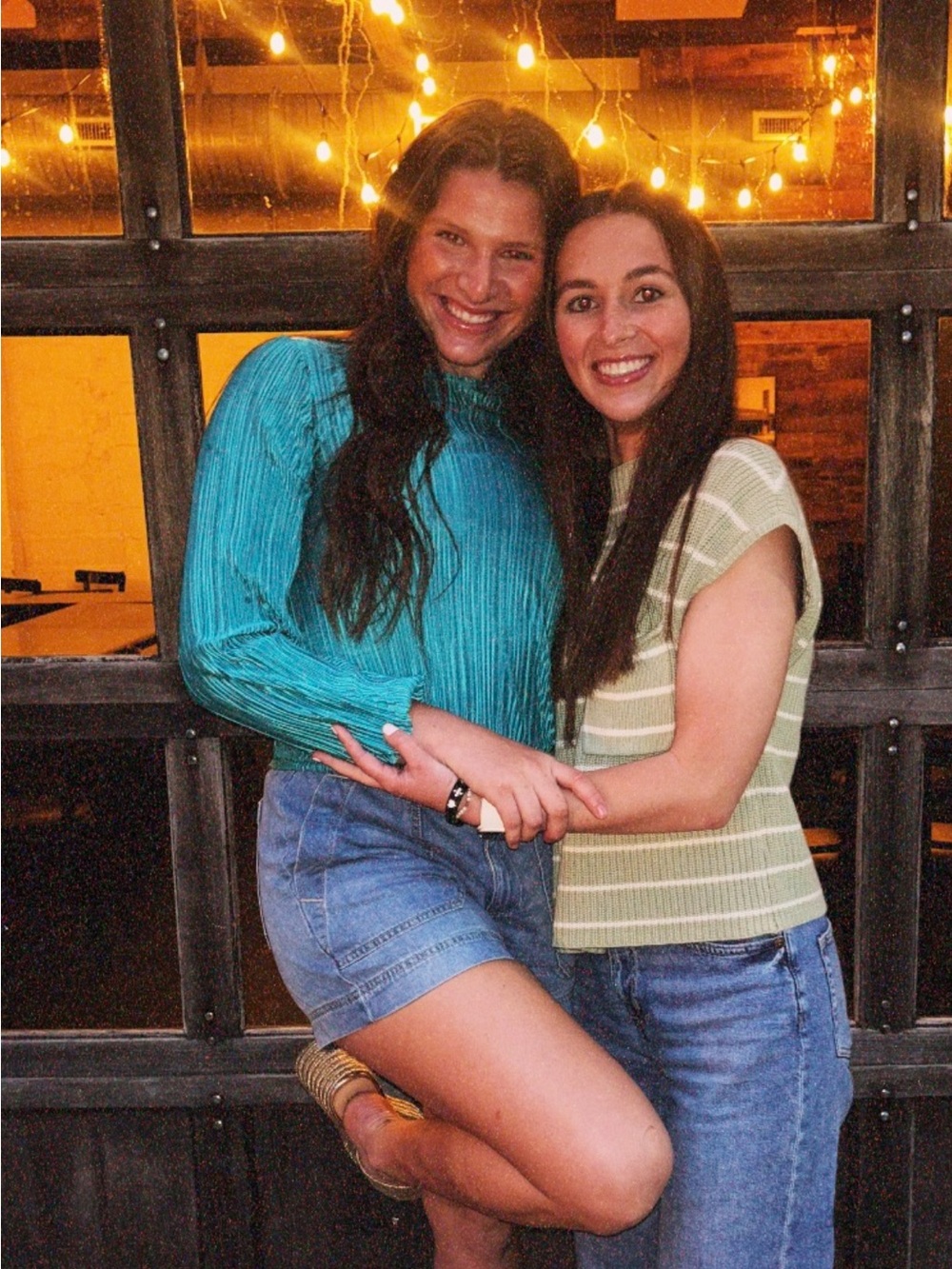Women's Long Sleeve Ribbed Top in Teal